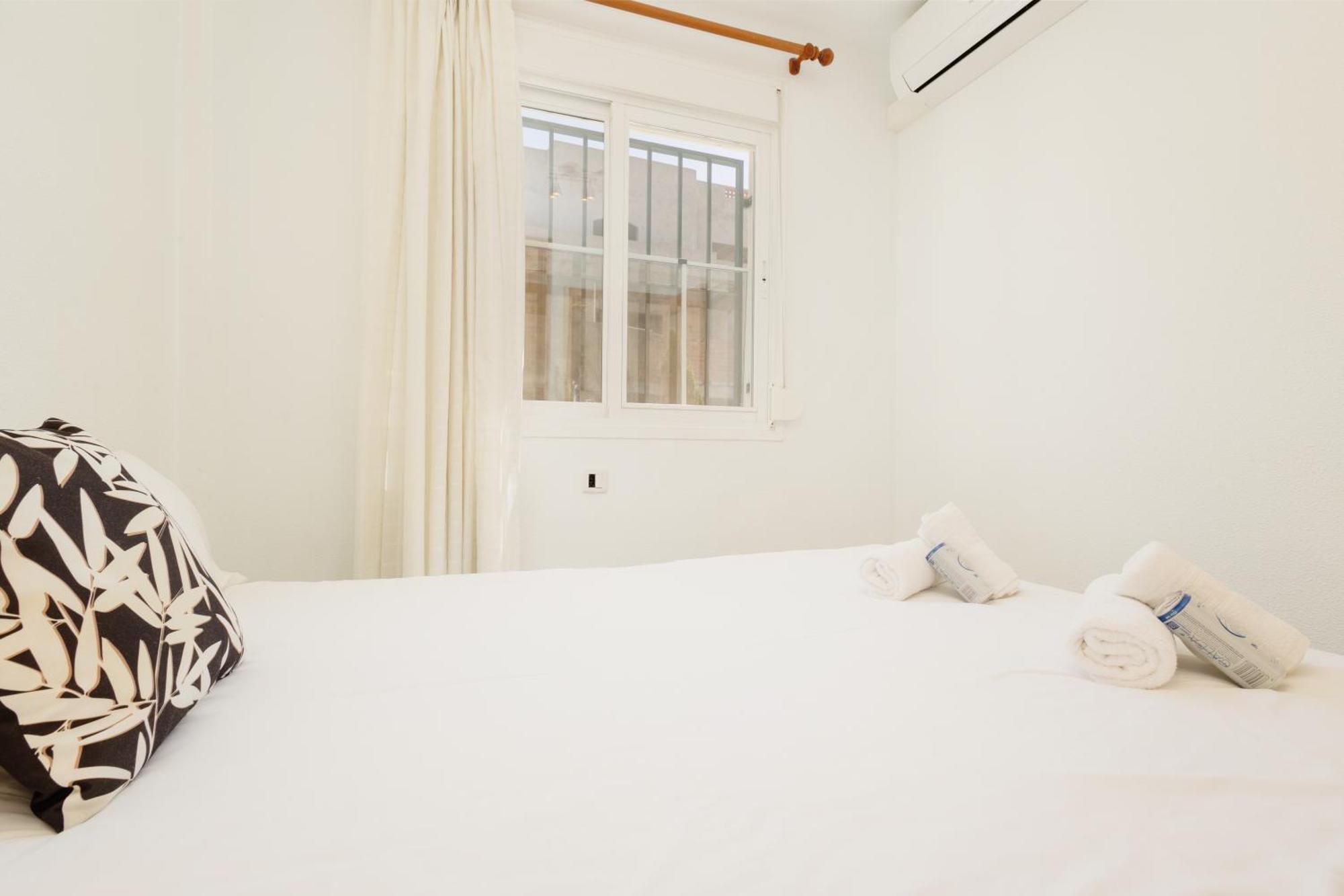 Beautiful Townhouse Walking Distance To The Beach In Costabella, Marbella Exterior foto