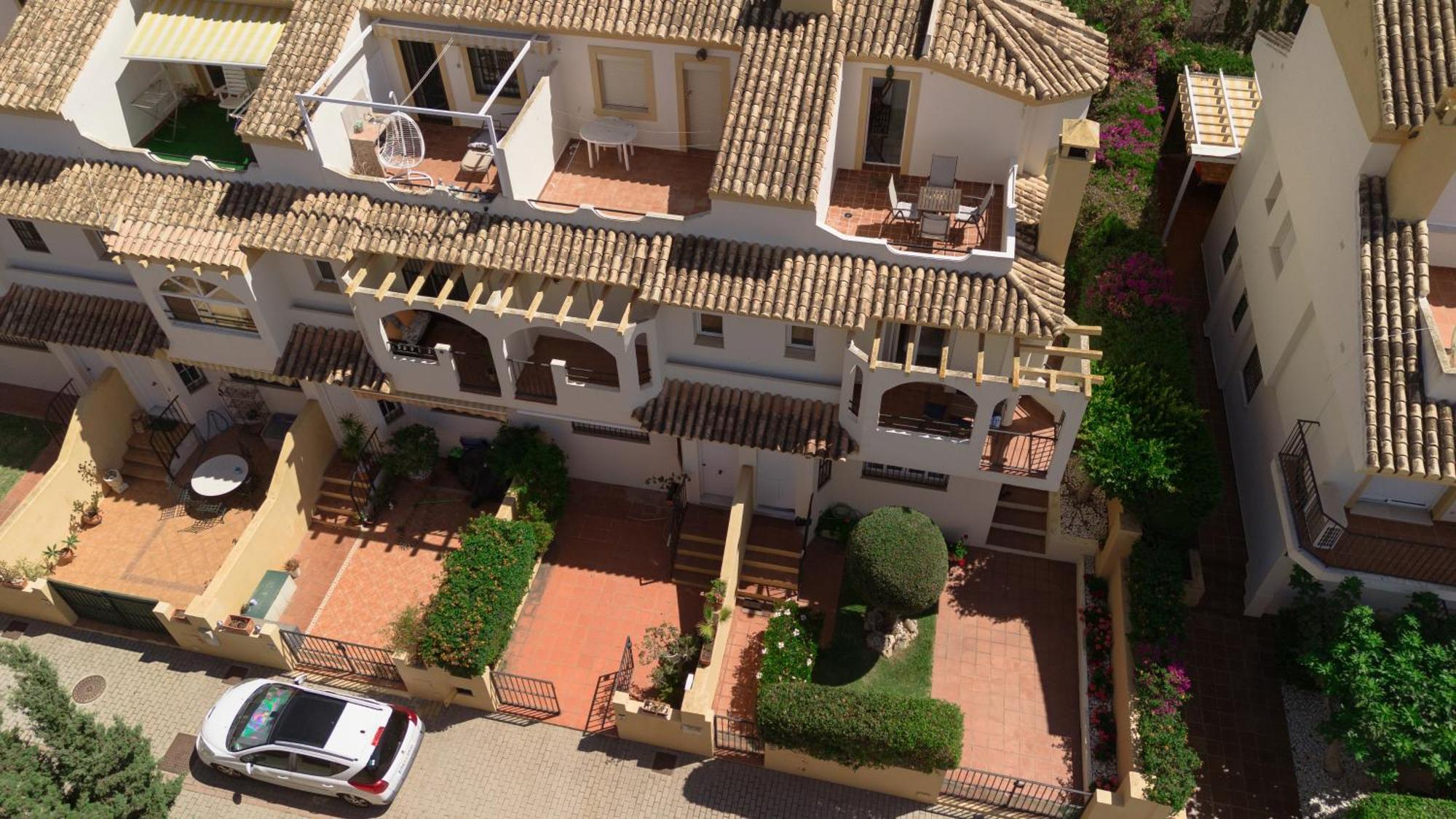 Beautiful Townhouse Walking Distance To The Beach In Costabella, Marbella Exterior foto